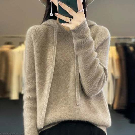 Kelly | Soft Winter Hooded Knit